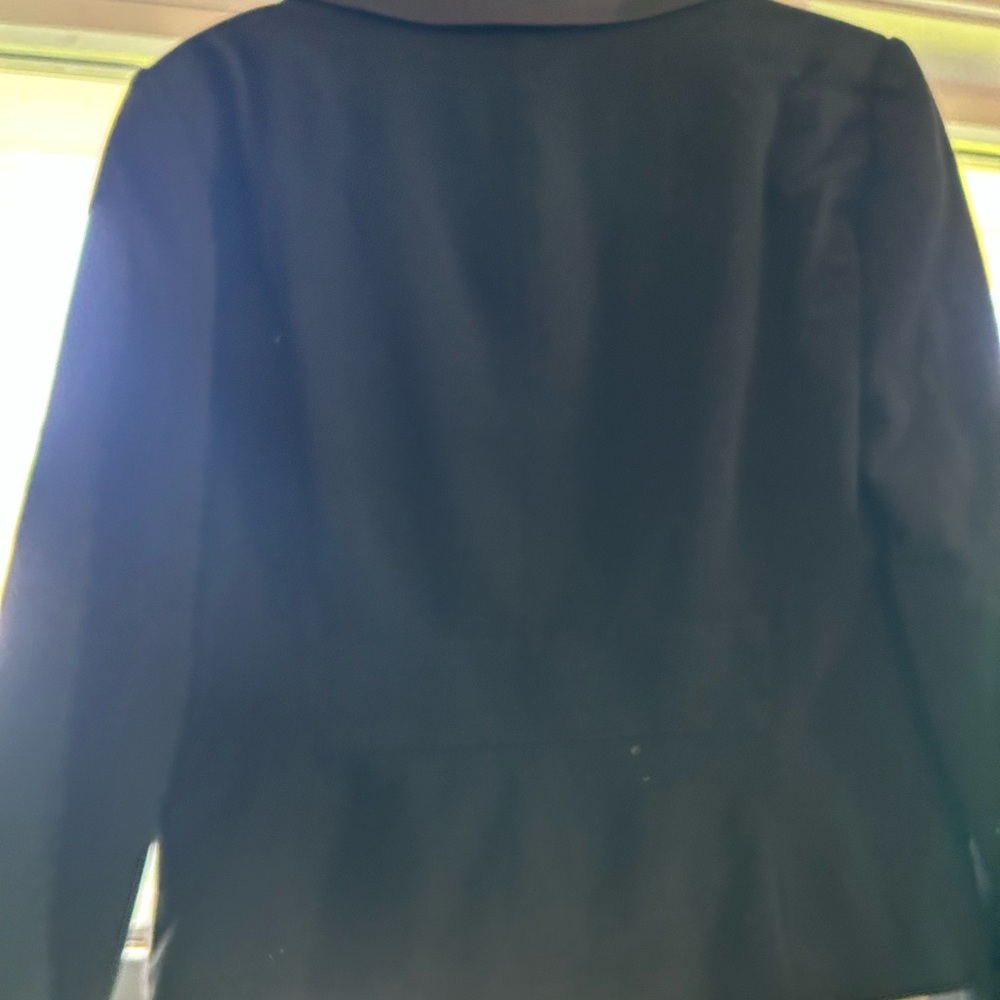 Blazer - Picture 4 of 4